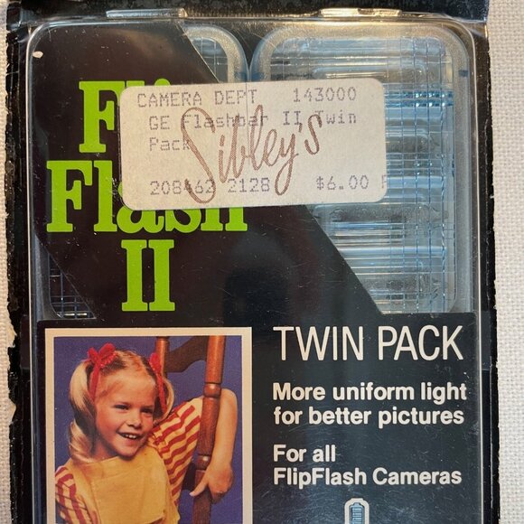 TWO Kodak Cameras: Ektanar AutoFocus VR35 & Tele Ektra 2 plus 1 Case & Flipflash - Picture 11 of 11